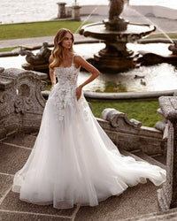 Vestidos de Noiva de Luxo Linha A com Alças de Espaguete Ilusão Flor 3D Vestido de Noiva Sem Costas Vestido de Noiva Princesa