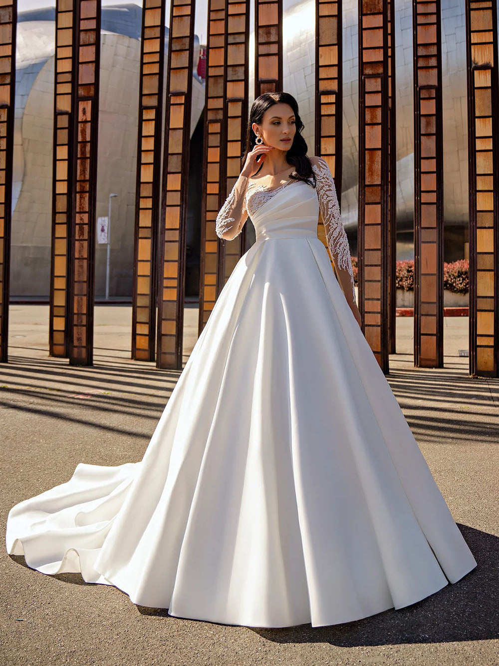 Vestidos de Noiva Linha A Aplicações de Cetim Renda Vestido de Noiva Ilusão Princesa Vestidos de Casamento