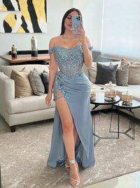 Vestido de Noite de Luxo Ombro a Ombro com Fenda Alta e Aplicações de Renda para Casamento e Ocasiões Formais
