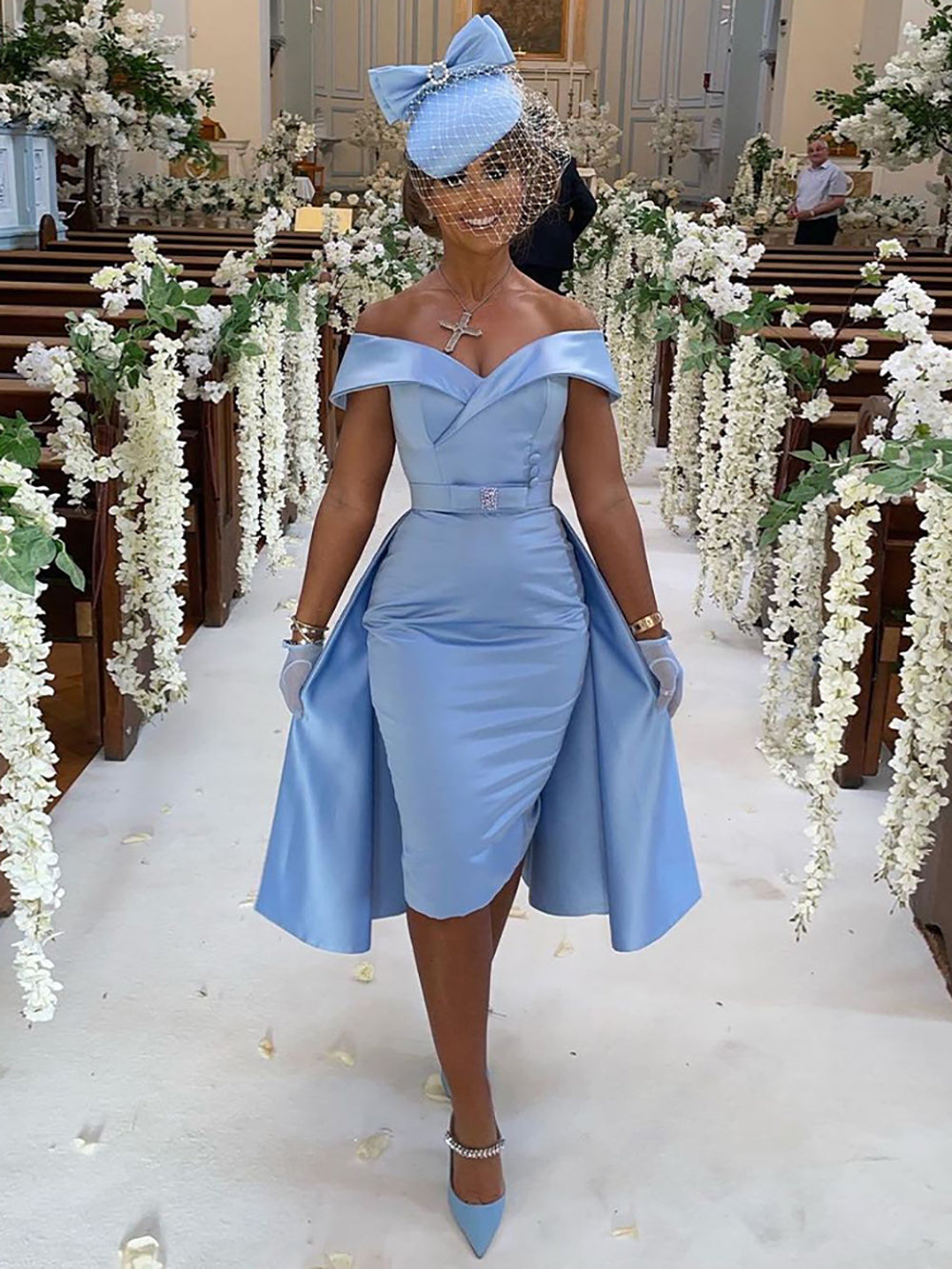 Abito da sera midi personalizzato con spalle scoperte e sovragonna, abito da cerimonia per invitata a matrimonio, abito da damigella