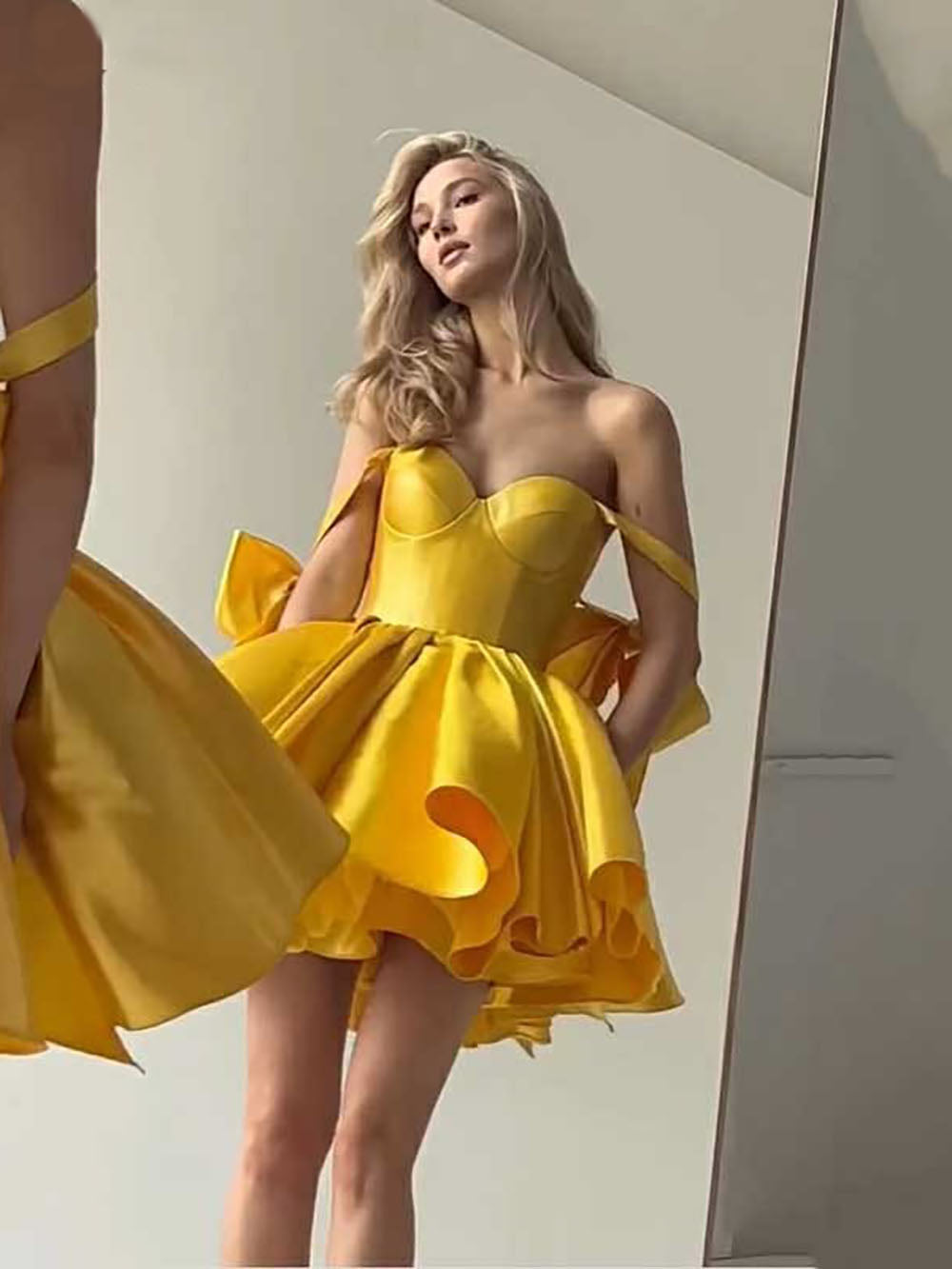 Golden Bow Mini Prom Dress Strapless Satin Cocktail Gown Puffy Skirt P Msikoods Official Store Golden Bow Mini Prom Dress Strapless Satin Cocktail Gown Puffy Skirt P Msikoods Official Store
