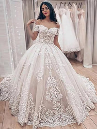 Robes de mariée en dentelle à épaules dénudées pour mariées Appliques Robe de mariée pour femmes Robes de mariée trapèze avec traîne