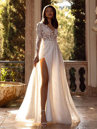 Elegant A-Line Wedding Dresses Long Sleeve Appliques High Split Wedding Gowns Boho Beach Bridal Dress