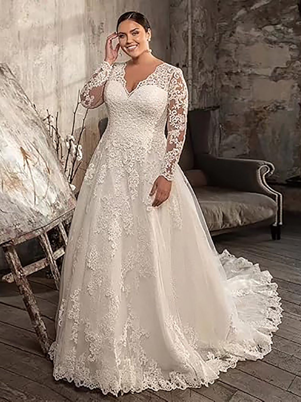 Long Sleeve Wedding Dresses for Bride V Neck Bridal Gowns Lace Tulle Wedding Gowns for Women With Train