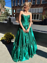 Abito da ballo arricciato con scollo a cuore, spacco alto, vestito da festa senza spalline, tulle ondulato a strati, abito da sera Ms2505062