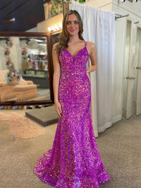 Robe de soirée longue à paillettes asymétrique avec fente et paillettes