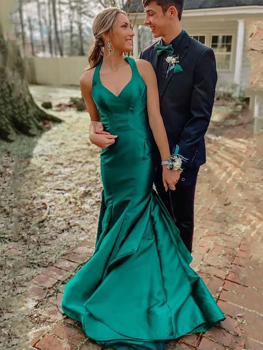 Mermaid Satin Prom Dress 2025 Green Halter Backless Formal Gown Ms2506 – Msikoods Official Store