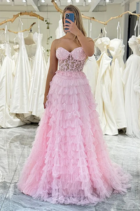 Robe de soirée longue en tulle à bretelles spaghetti et décolleté plongeant pour femme