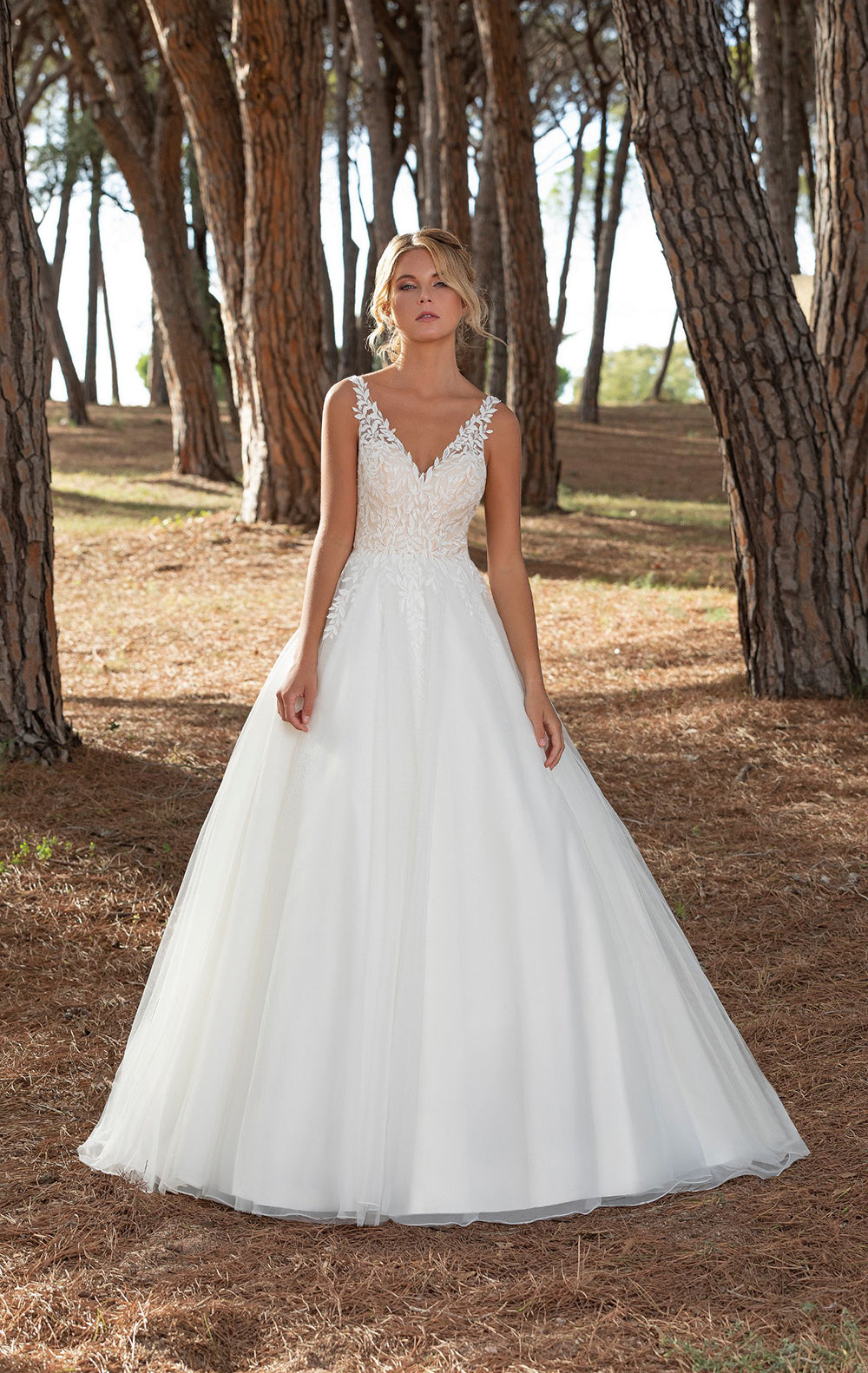 Robes de mariée à manches longues pour mariée Robes de mariée à col en V Robes de mariée en dentelle et tulle pour femmes avec traîne