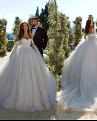 Boho Wedding Dresses Sweetheart Lace Appliques Bride Gowns Garden Luxury Glitter Ball Gown Bridal Gown