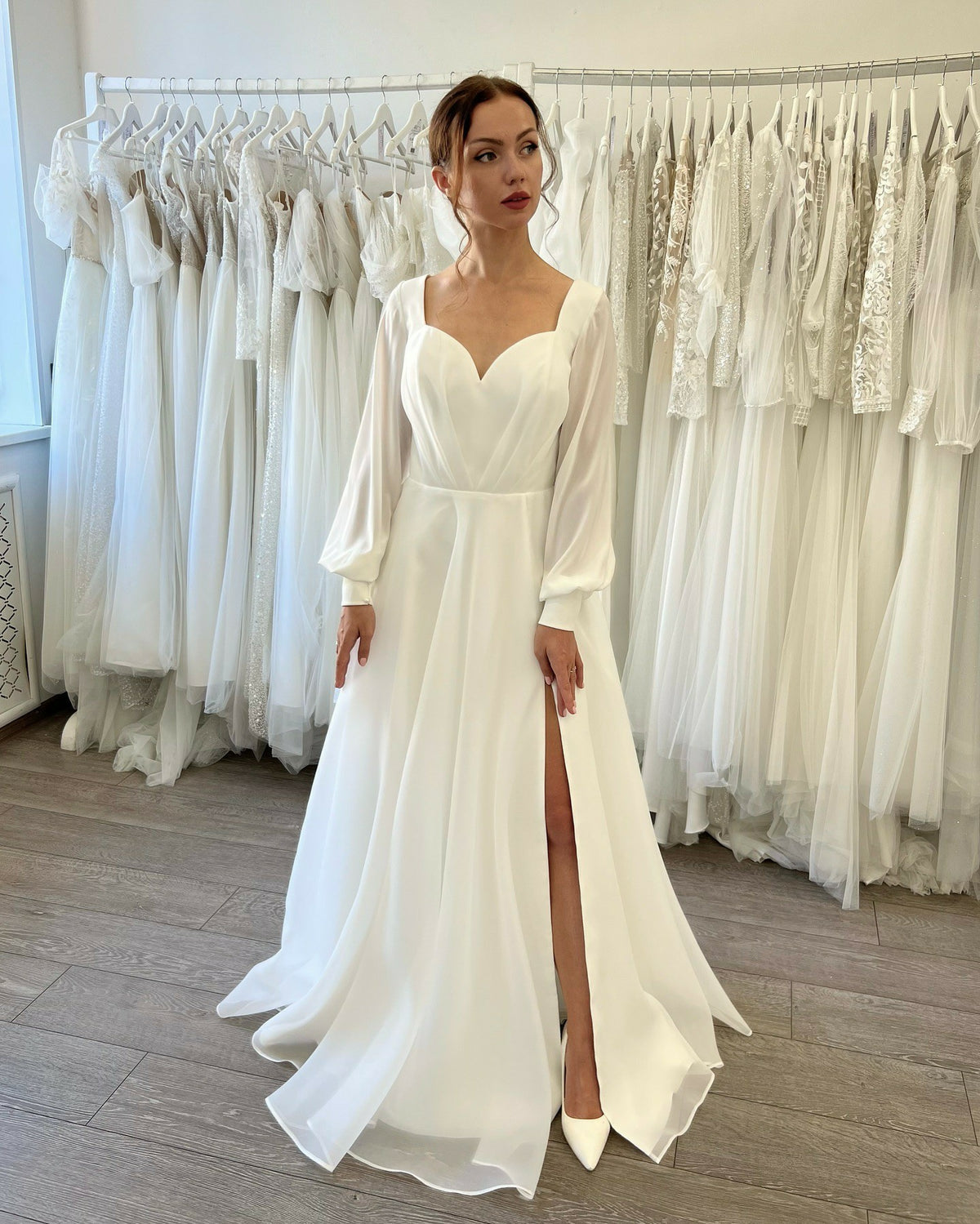 Vestido de Noiva Plus Size em Organza Vestido de Noiva Sexy Costas Nuas Fenda Lateral Corte A Manga Longa Vestidos Nupciais