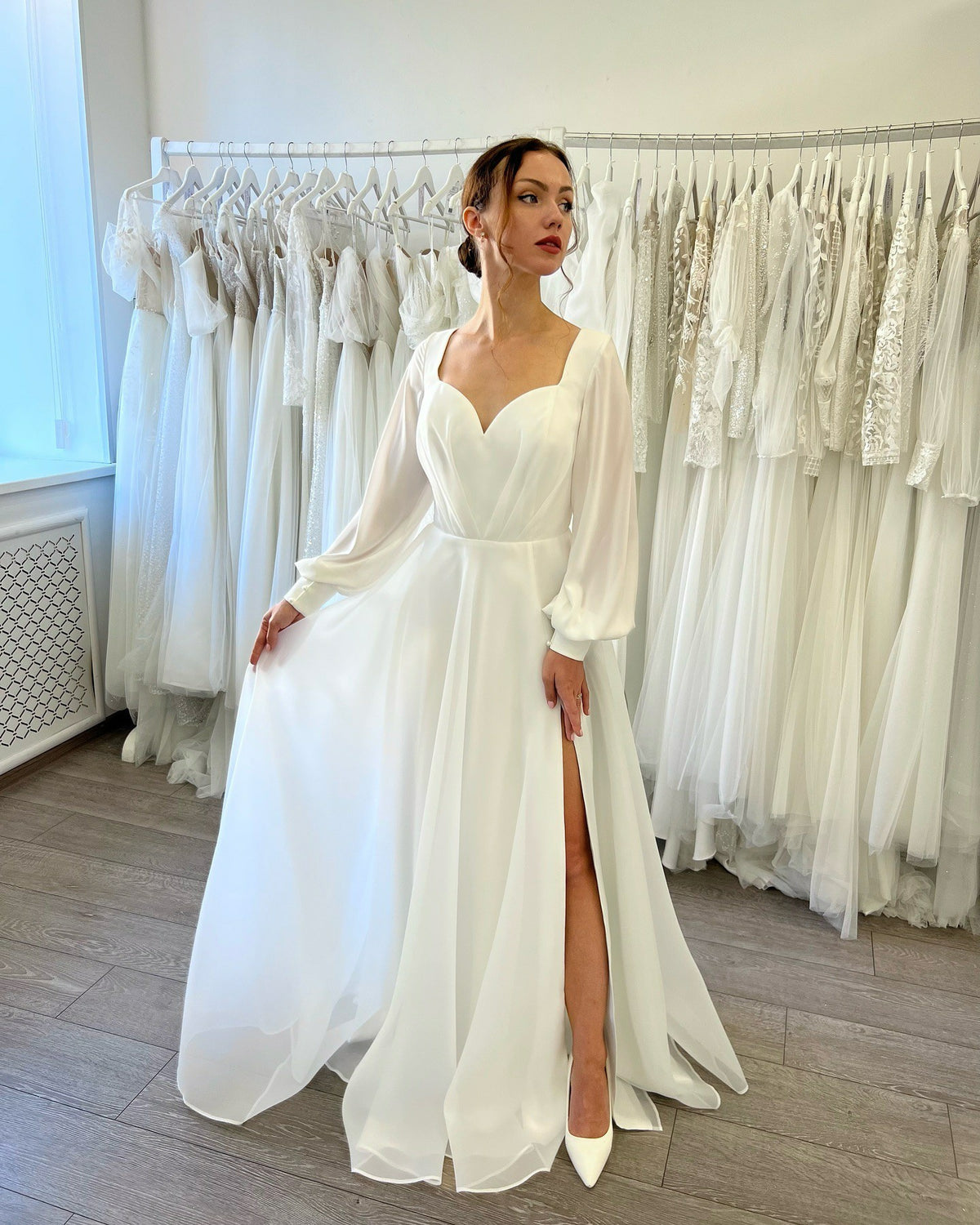 Vestido de Noiva Plus Size em Organza Vestido de Noiva Sexy Costas Nuas Fenda Lateral Corte A Manga Longa Vestidos Nupciais