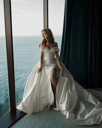 Luxury Satin Wedding Dresses Beading Pearls Side Slit Off The Shoulder Overskirt Bride Dress