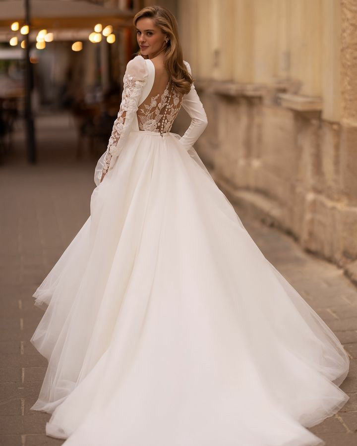 Exquisite Wedding Dresses For Women V Neck A-Line Vintage Illusion Bridal Gowns Lace Long Sleeves Bride Dress
