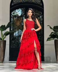 Robe de soirée rouge de luxe à une épaule avec appliques en dentelle et robe de soirée à volants avec fente latérale