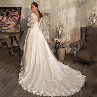 Long Sleeve Wedding Dresses for Bride V Neck Bridal Gowns Lace Tulle Wedding Gowns for Women With Train
