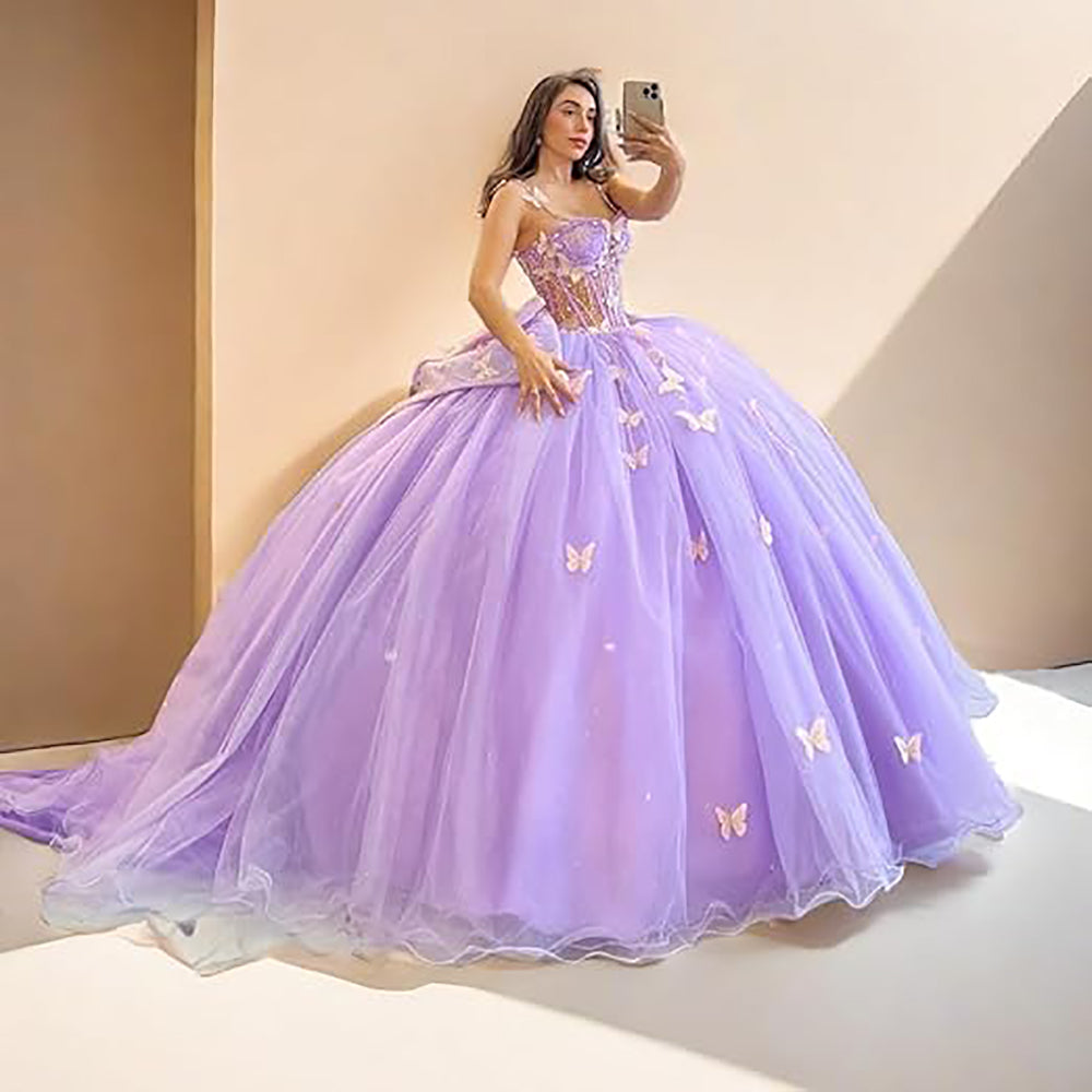 Robes de Quinceanera à bretelles spaghetti avec dentelle papillon et perles Robes de bal en tulle scintillant Robes Sweet 16
