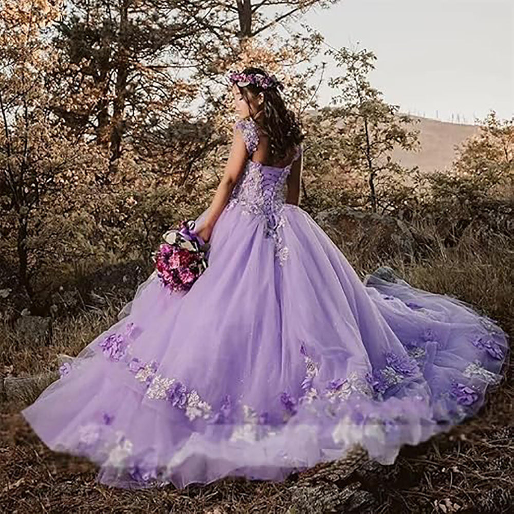 Abiti da Quinceanera floreali 3D Abito da ballo gonfio in tulle scintillante Abiti Sweet 16 con spalle scoperte Abito principessa in pizzo