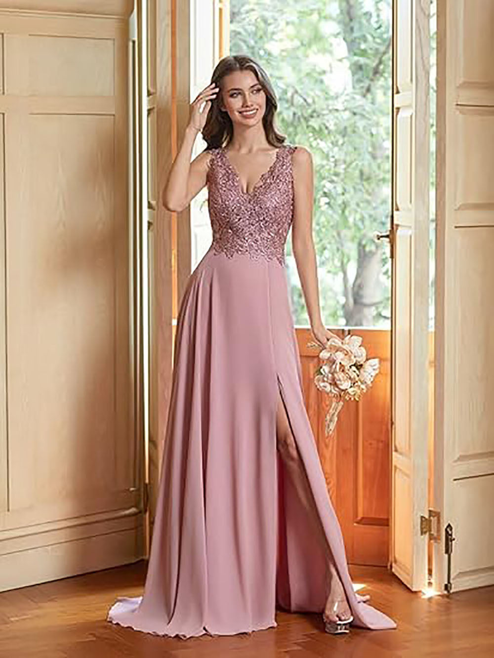 Abiti da damigella d'onore da donna lunghi in chiffon con spacco, abiti semi-formali a linea ad A con scollo a V e schiena scoperta, abiti da sera per matrimoni