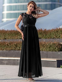 Vestito da festa elegante da donna con scollo a V, maniche a cappuccio e spacco alto in pizzo nero
