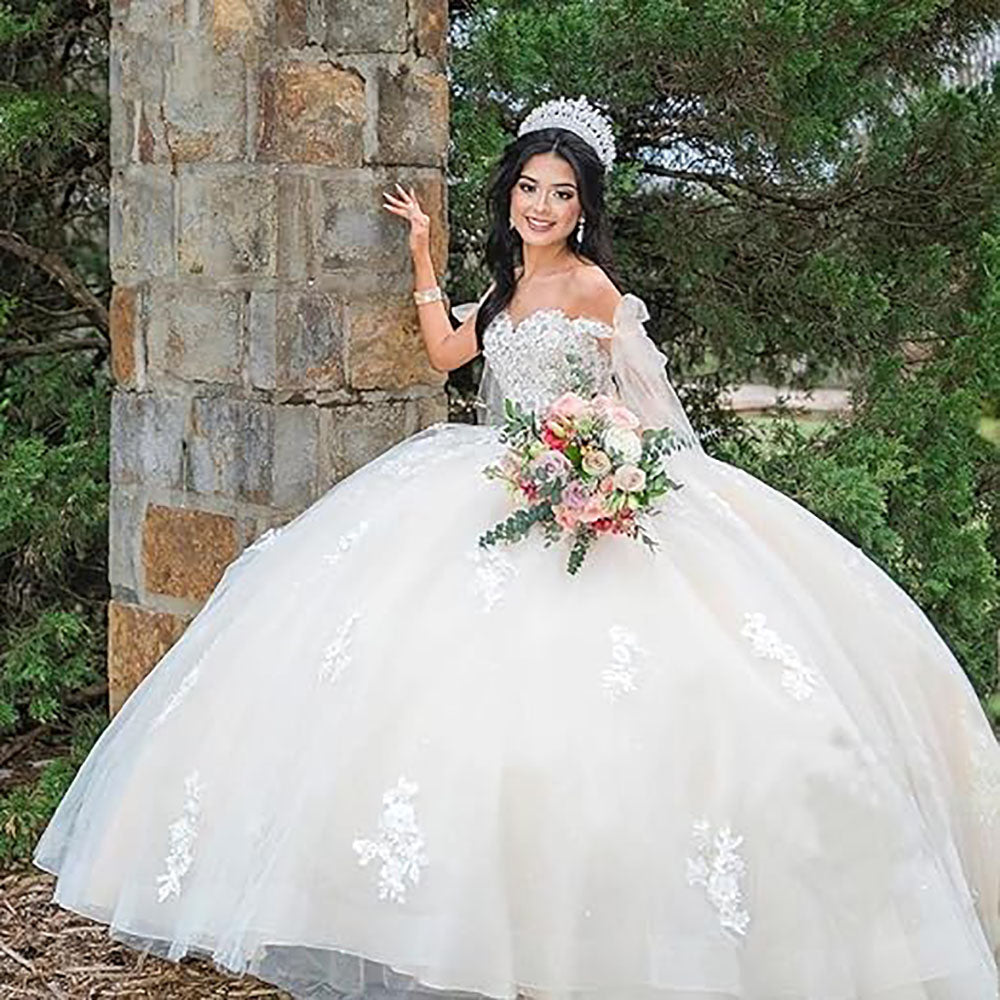 Women's Off Shoulder Quinceanera Dresses Puffy Tulle Ball Gowns for Sweet 16 Dress Lace Appliques Prom Dress