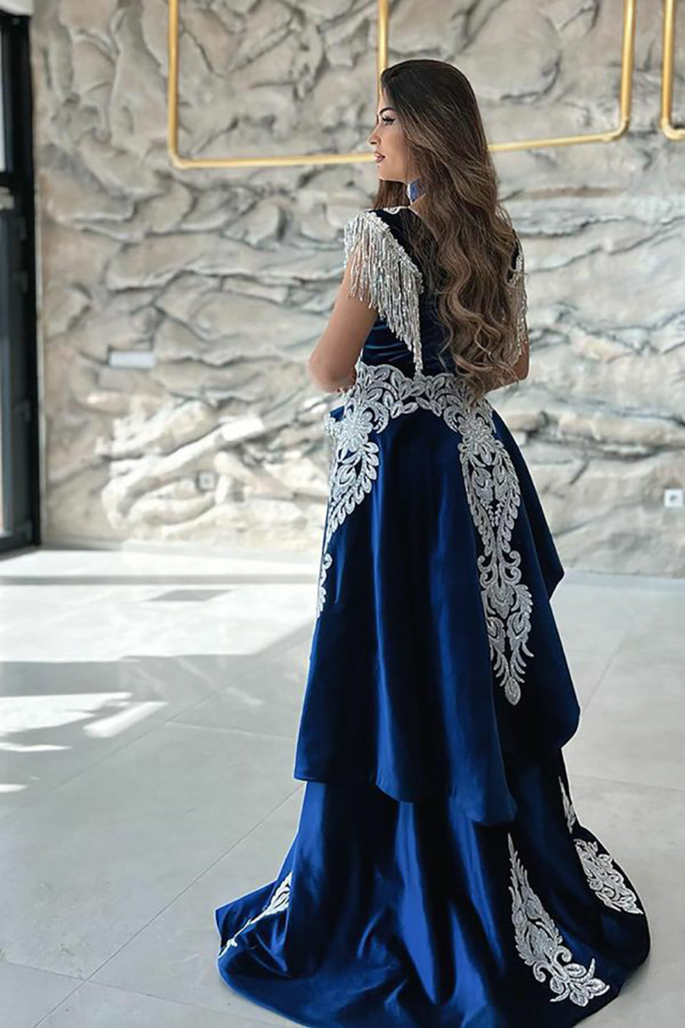 Robe de soirée élégante bleu royal avec dentelle brodée, robe de bal caftan, manches à franges, robe de soirée