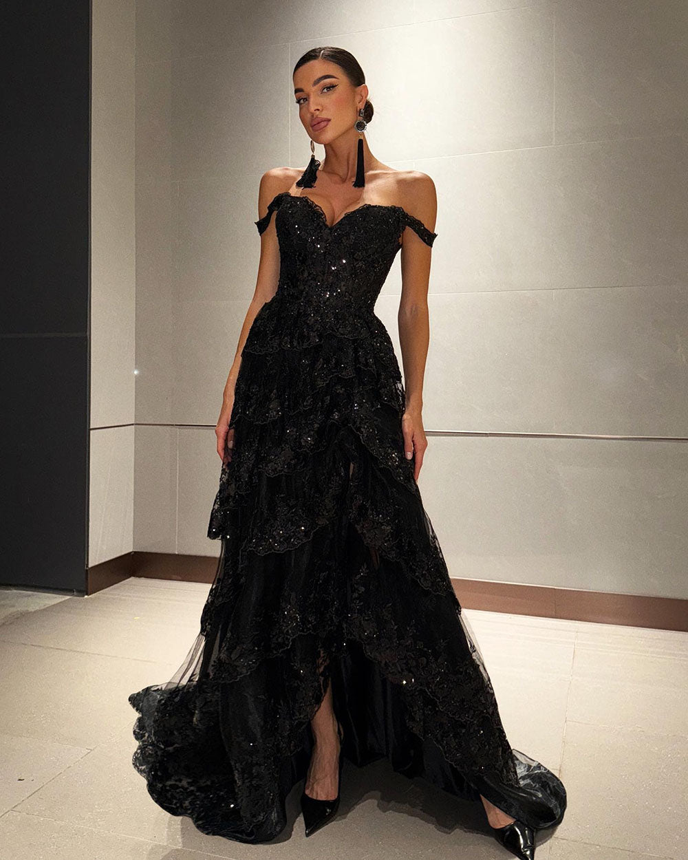 Off Shoulder Prom Dress Layered Lace Sequin Sexy High Slit Formal Evening Gaduation Dress Ms2506072