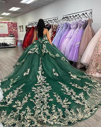 Wunderschöne trägerlose Quinceanera-Kleider mit Perlen, Ballkleid, bauschige Spitze, Ballkleider mit Schleppe, Blumenmuster, Sweet 15 16 Kleider
