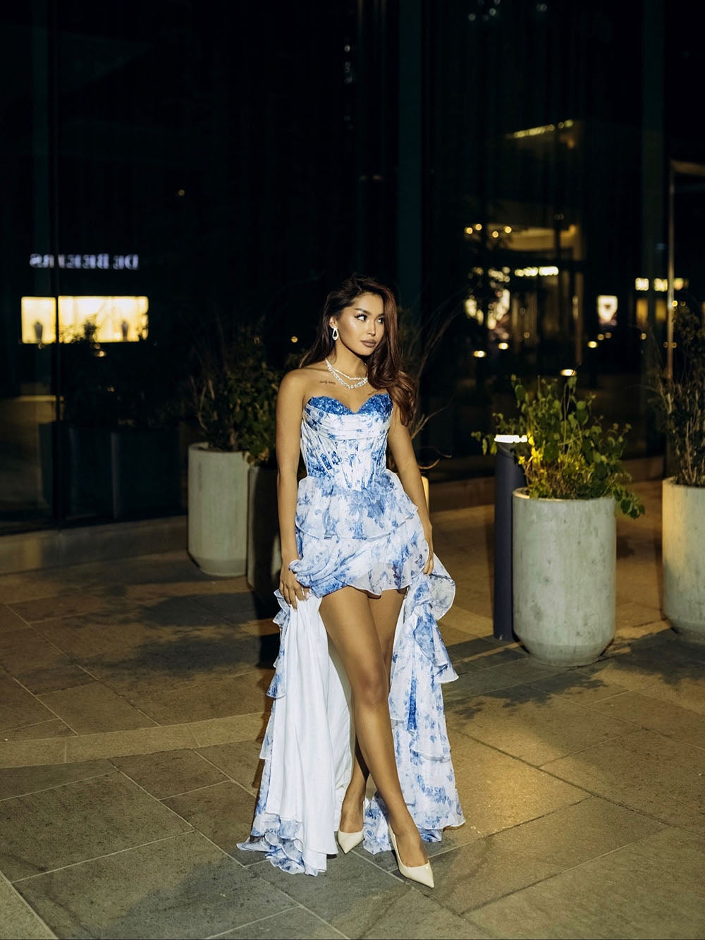 Vestido de Baile com Corpete, Decote Coração, Babados em Camadas, Fenda Alta, Sereia de Renda Brilhante Ms2504111