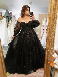Robes de mariée à manches longues pour mariée Robes de mariée à col en V Robes de mariée en dentelle et tulle pour femmes avec traîne
