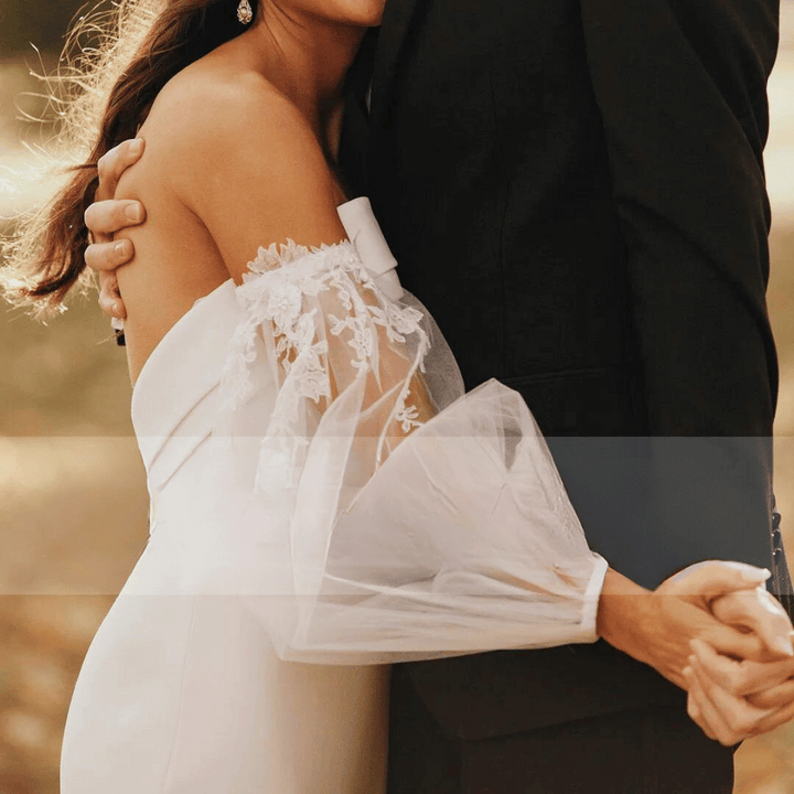Elegant Mermaid Wedding Dresses With Lace Detachable Sleeves Strapless 2025 Bridal Gowns