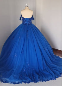 Abiti da Quinceanera in tulle di lusso con spalline sottili, abito da ballo lungo con applicazioni di pizzo gonfio, abito da sera per donna
