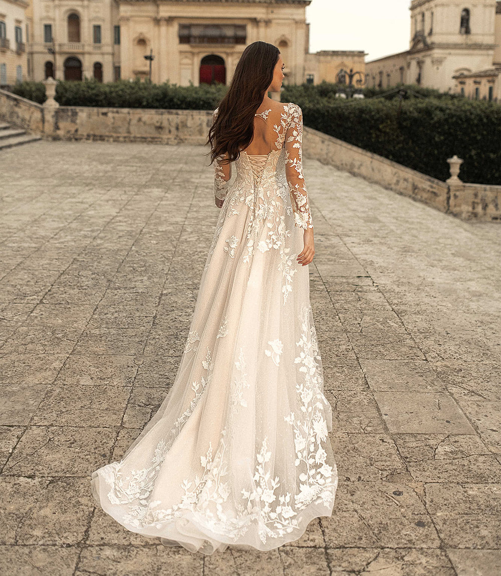 Champange Wedding Dresses Lace Up Corset A-Line Appliques Long Sleeves Boho Bride Dress Plus Size