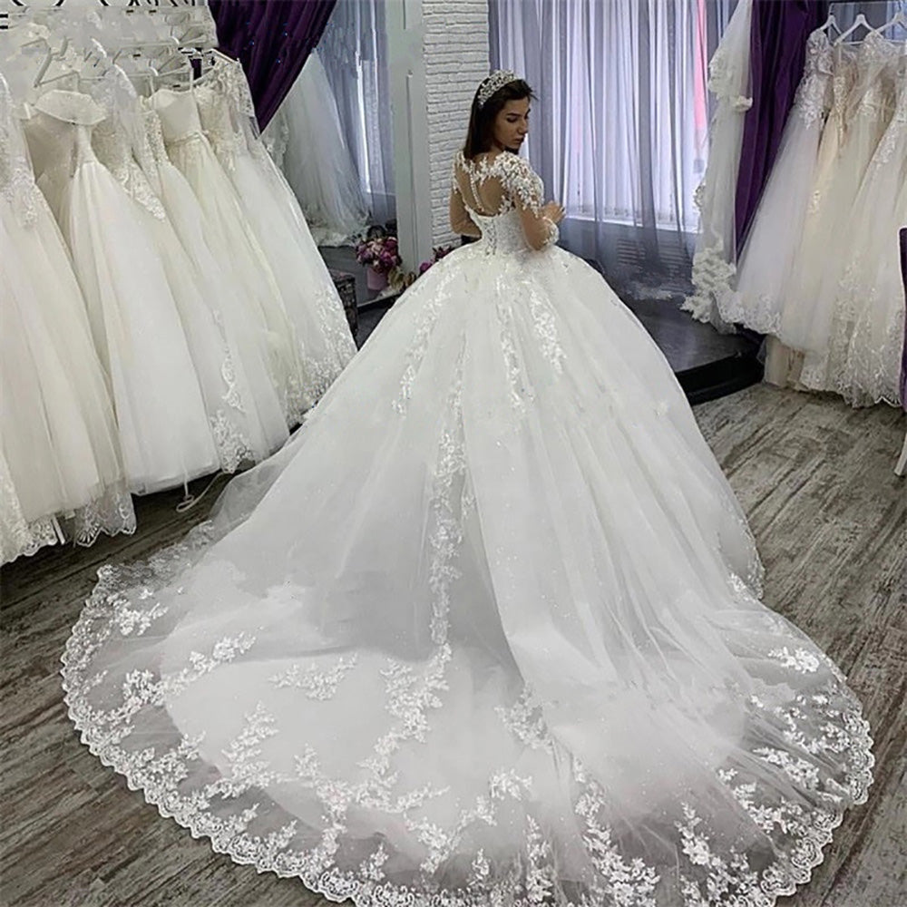 Elegant Long Sleeves Plus Size Wedding Dress 2024 Women Appliques Lace Bridal Gowns