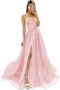 Robe de soirée longue en tulle à bretelles spaghetti et décolleté plongeant pour femme