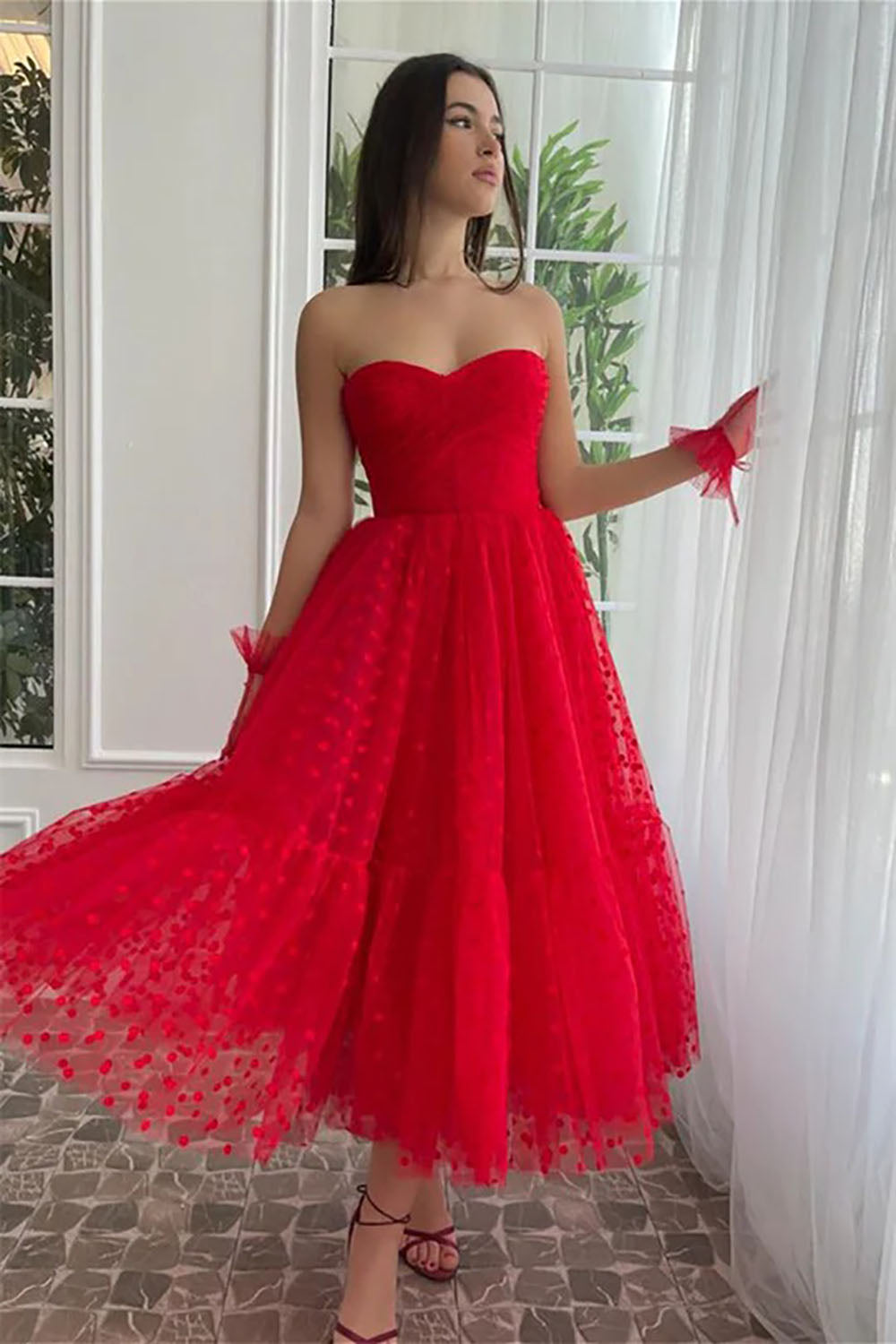 Robe de bal en tulle longueur thé pour femmes, épaules dénudées, robe de bal pour adolescentes, robe de princesse bouffante perlée en cœur
