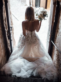 Vestido de Noiva Romântico em Renda, Corpete Aplicado Sem Alças, Vestido Boho de Baile, Vestido de Noiva Ms2503181