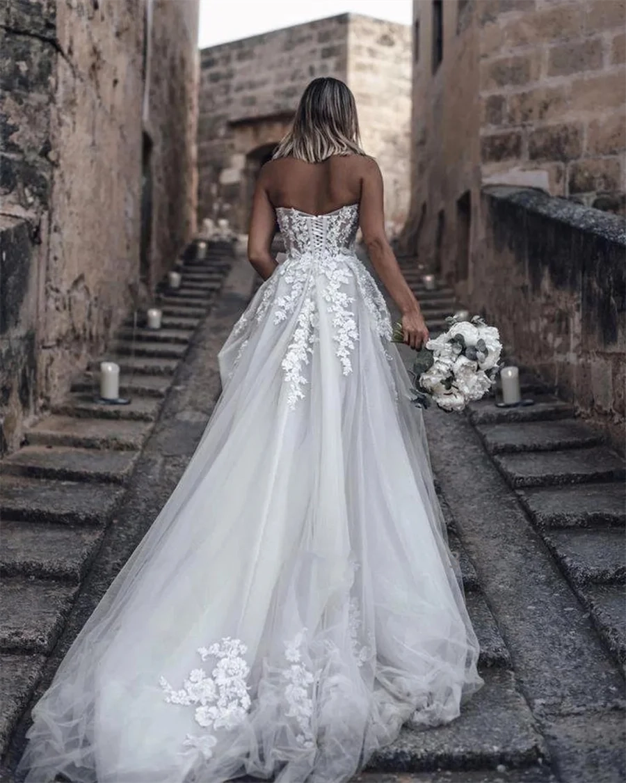 Vestido de Noiva Romântico em Renda, Corpete Aplicado Sem Alças, Vestido Boho de Baile, Vestido de Noiva Ms2503181