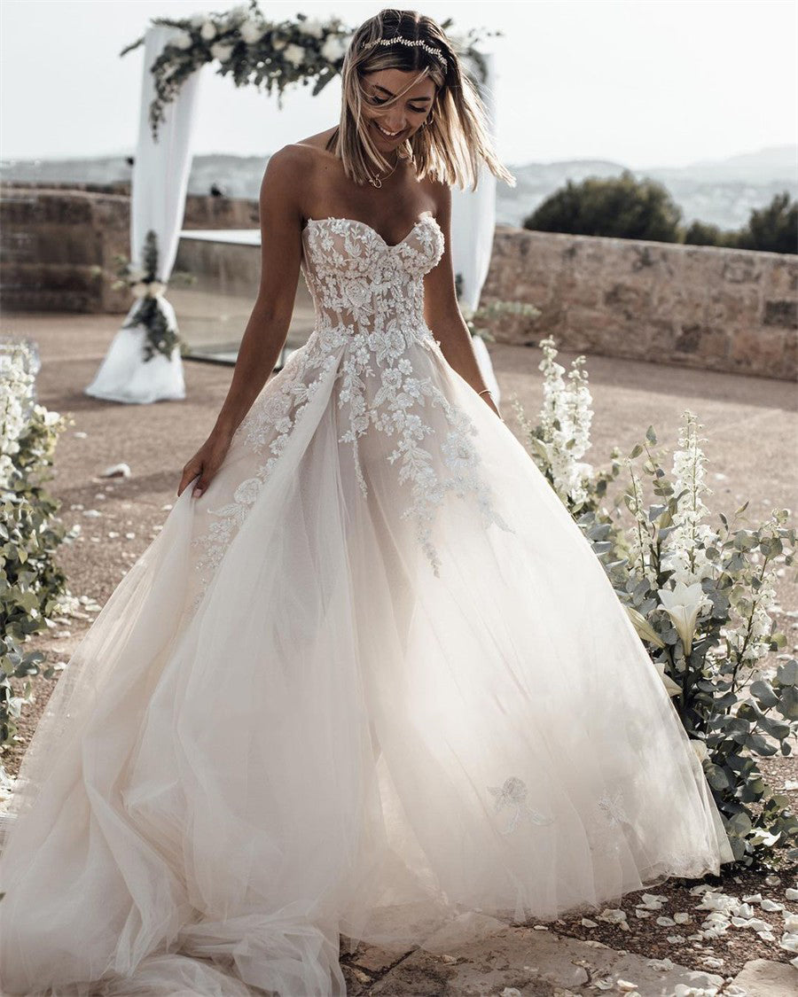 Vestido de Noiva Romântico em Renda, Corpete Aplicado Sem Alças, Vestido Boho de Baile, Vestido de Noiva Ms2503181