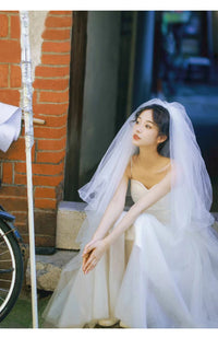 Dolci Abiti da Sposa Semplici e Corti alla Moda con Spalline a Spaghetti Abito da Sposa in Tulle Su Misura Abito da Sposa