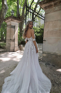 Off The Shoulder Wedding Dresses for Bride Tulle Bridal Gowns Sexy Split Long Boho Wedding Dress