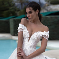 Off The Shoulder A Line Lace Wedding Dresses Appliques Lace Up Bride Dress Bridal Gown Plus Size