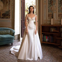 Gorgeous Mermaid Wedding Dress OverSkrit Cap Sleeves Elegant Lace Appliques Satin Peats Bride Dresses