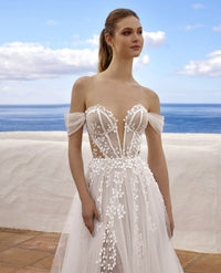 Vestido de Noiva com Corpete, Saia em A, Tule Brilhante, Vestido Nupcial Ombro a Ombro, Fenda Alta, Vestido de Noiva Ms032601