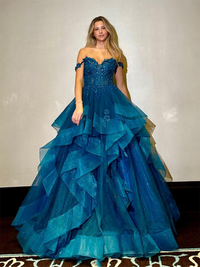 Abito da sera a strati in tulle glitterato, abito da ballo blu con spalle scoperte, abito da sera scintillante Ms2503293