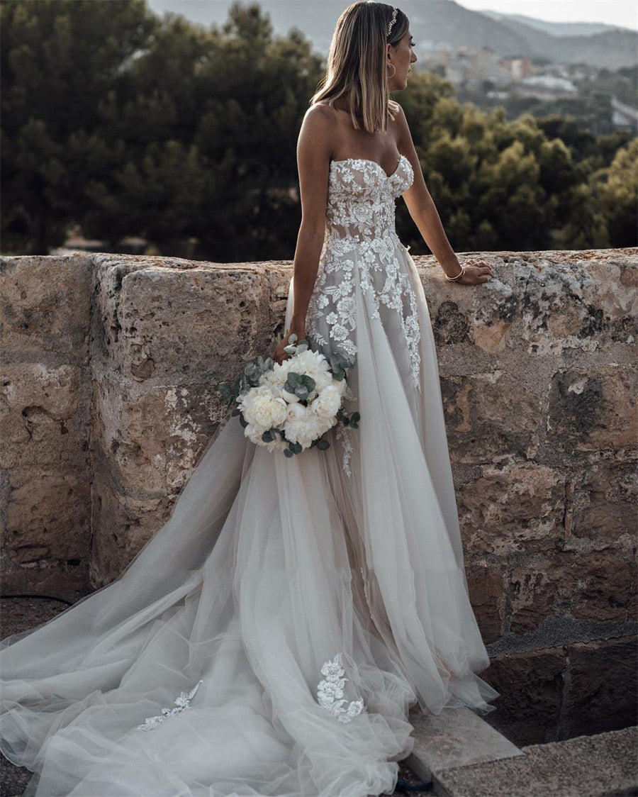 Vestido de Noiva Romântico em Renda, Corpete Aplicado Sem Alças, Vestido Boho de Baile, Vestido de Noiva Ms2503181