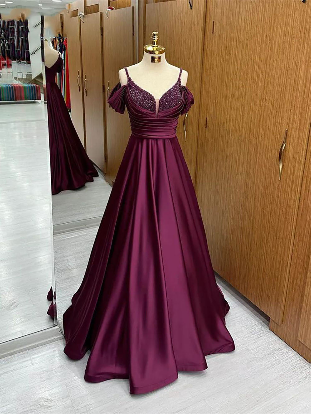 Elegant Purple Evening Gown with Beaded Bodice Off-Shoulder Draped Sleeves Formal Prom Dress