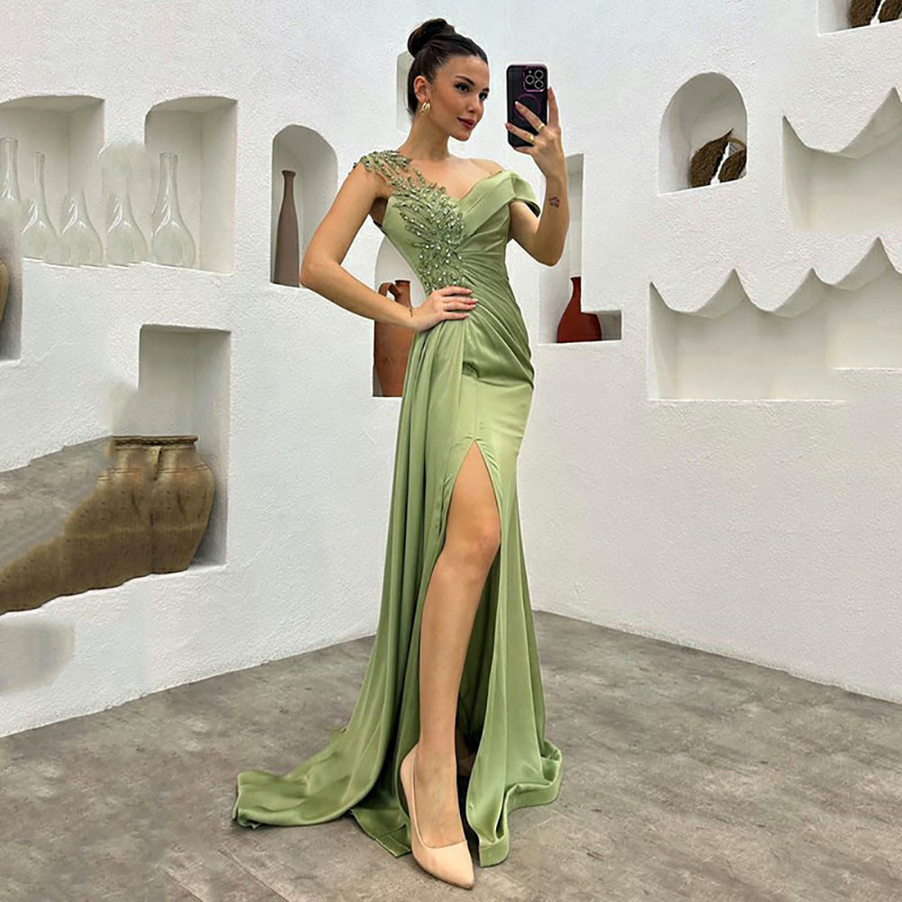 Vestido de Baile Elegante Verde-Sálvia Ombro a Ombro com Apliques de Contas Vestido de Festa Sexy com Fenda Alta