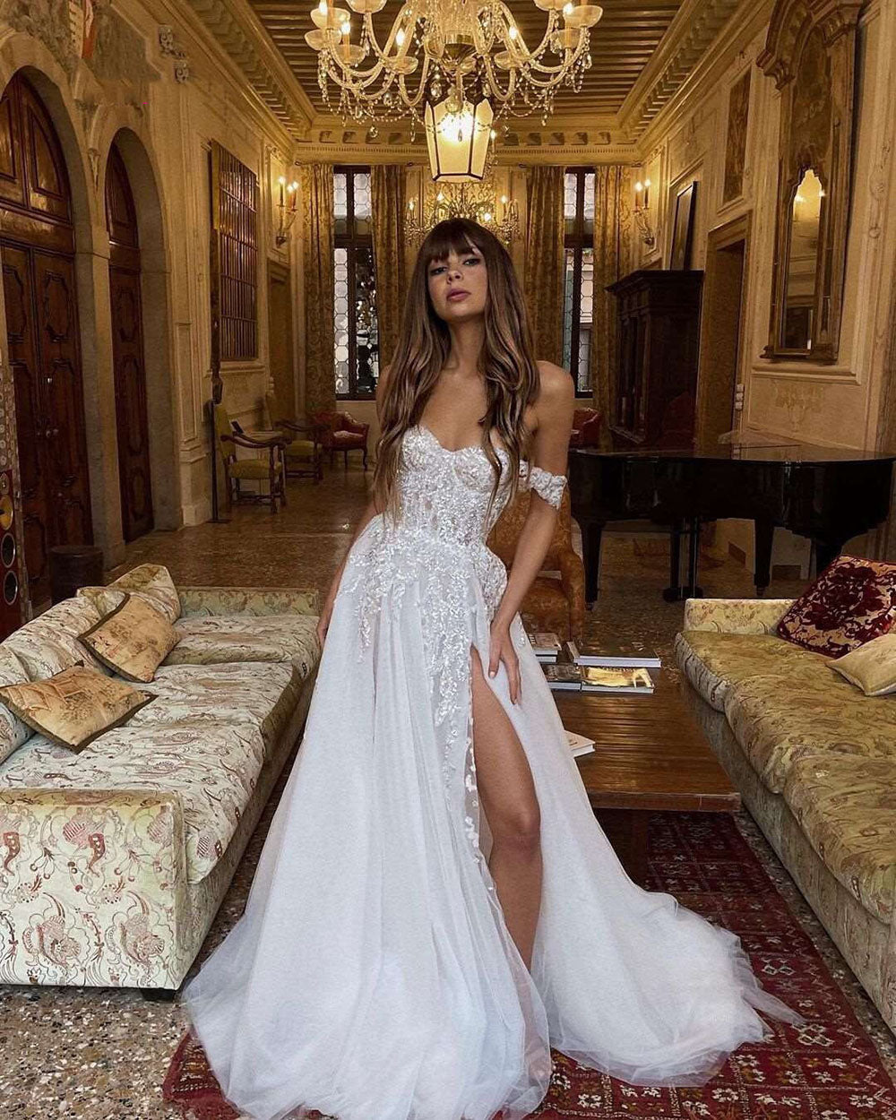 Boho Wedding Dresses Crystal Beading Off the Shoulder Lace Appliques A-Line Wedding Gown Sweetheart Bridal Gown