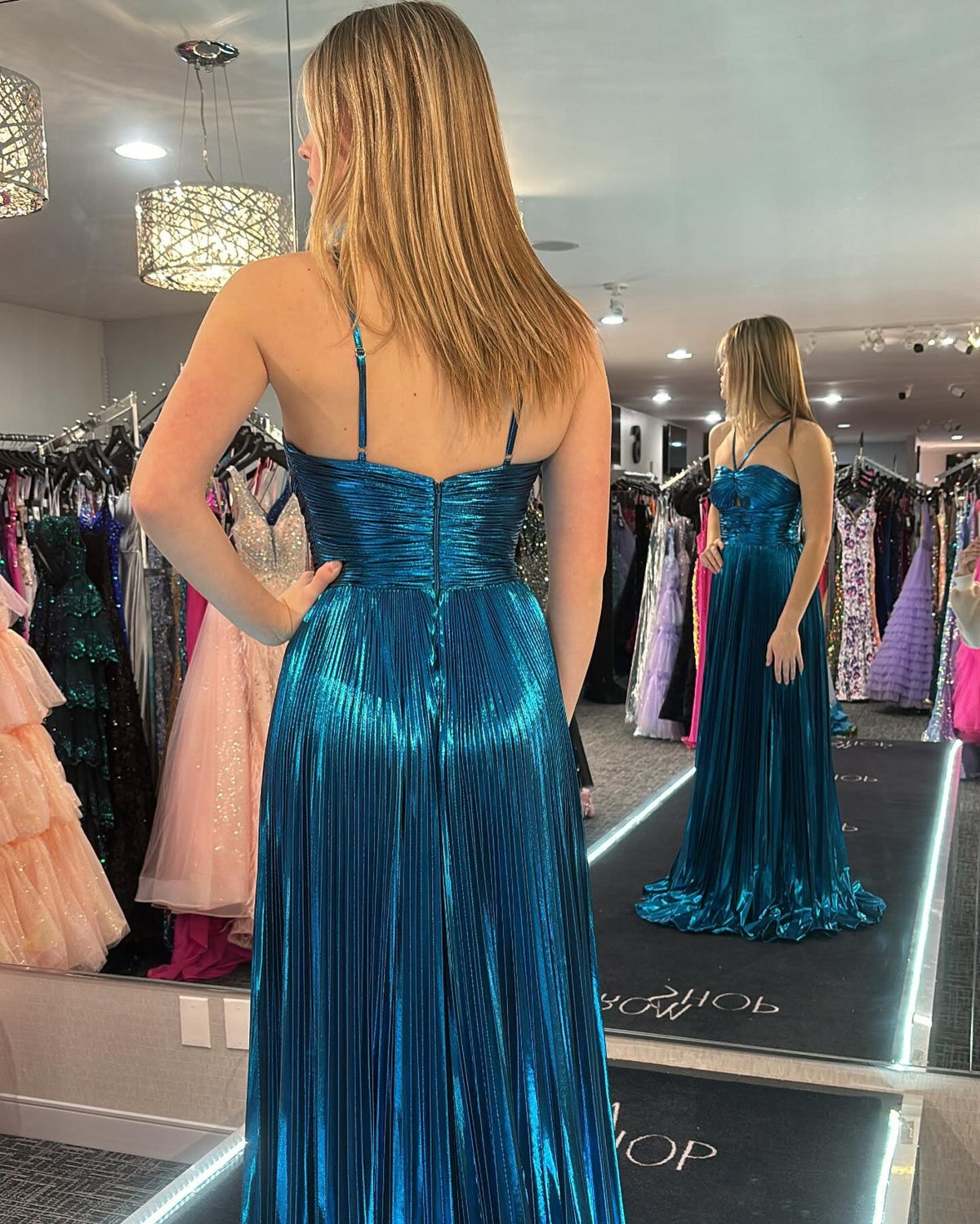 Robe de soirée à paillettes noires, robe de soirée de luxe en dentelle brodée, fentes latérales, robe de soirée de remise de diplôme pour femmes